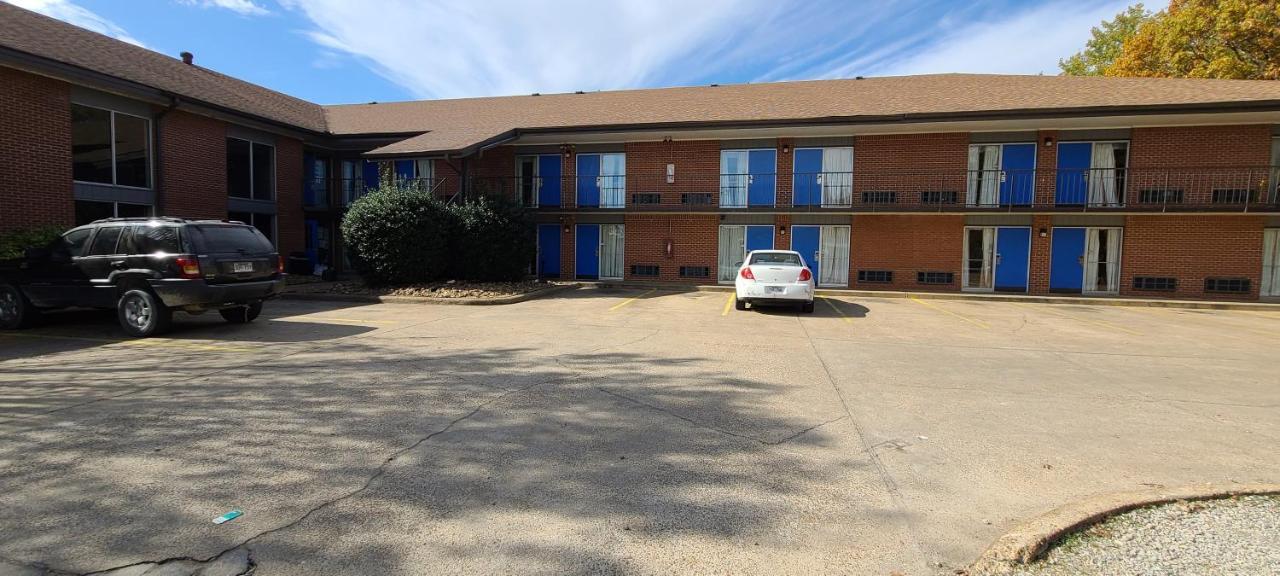 Fairview Inn And Suites Jonesboro Exterior foto